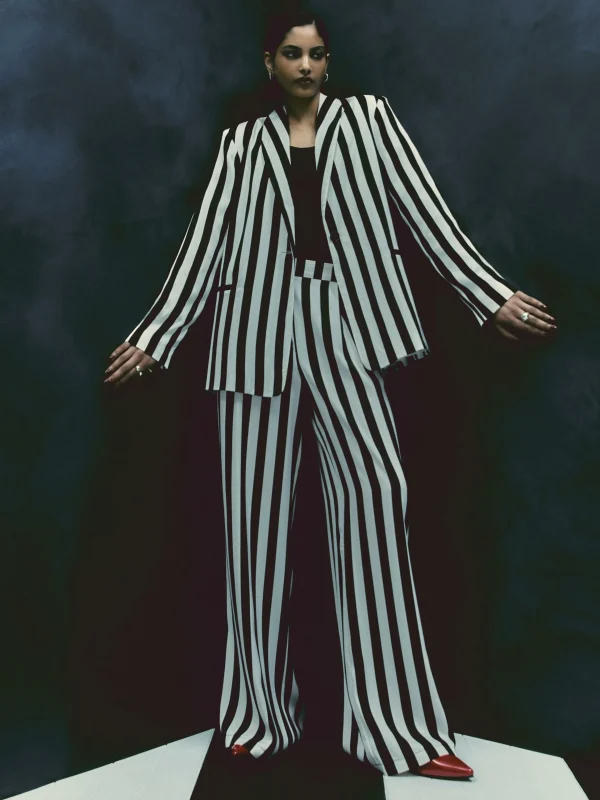 Primark Beetlejuice X Colleen Atwood Striped Blazer Black/White Best Sale