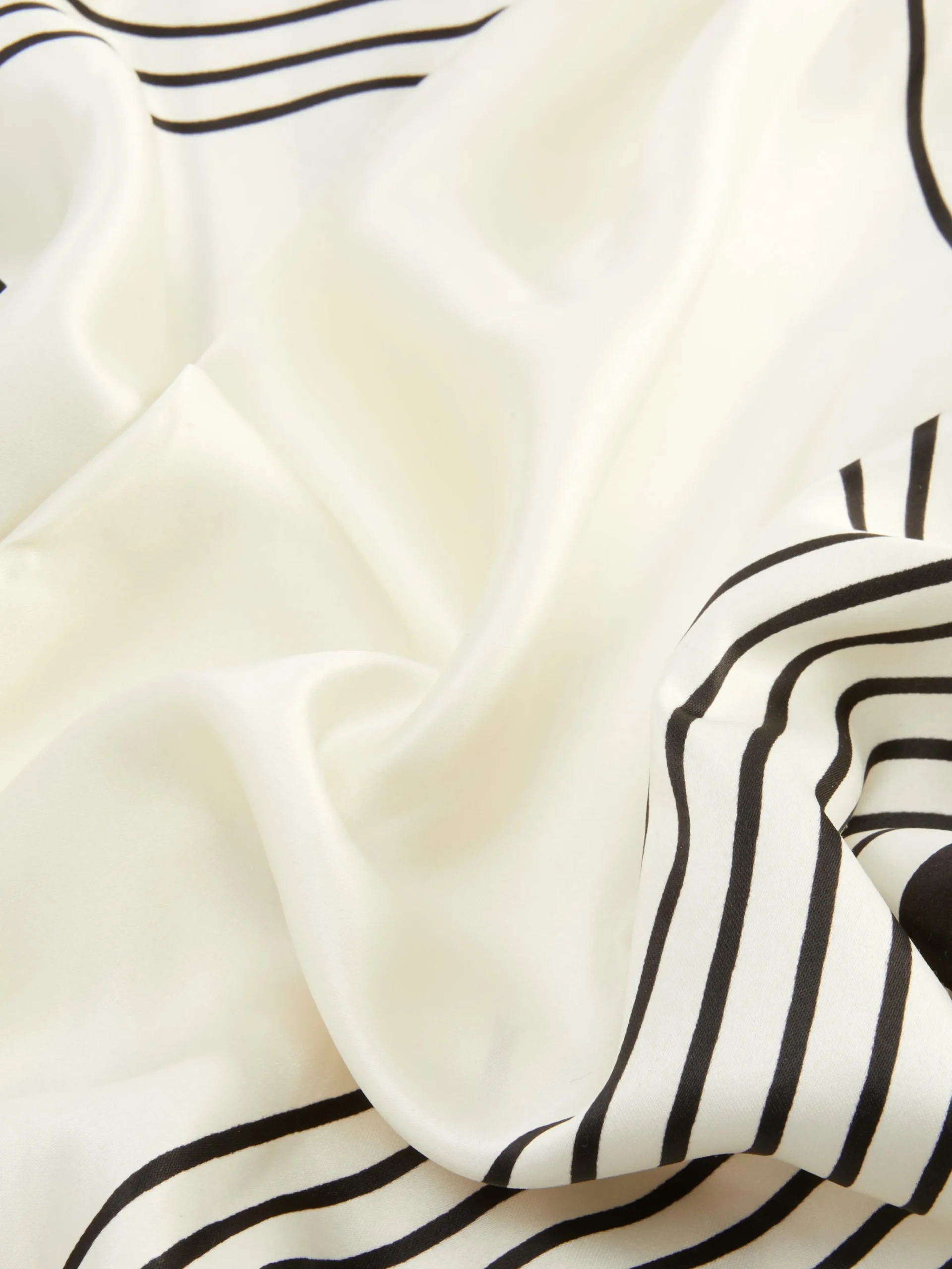 Primark Heart Print Scarf Black/White New